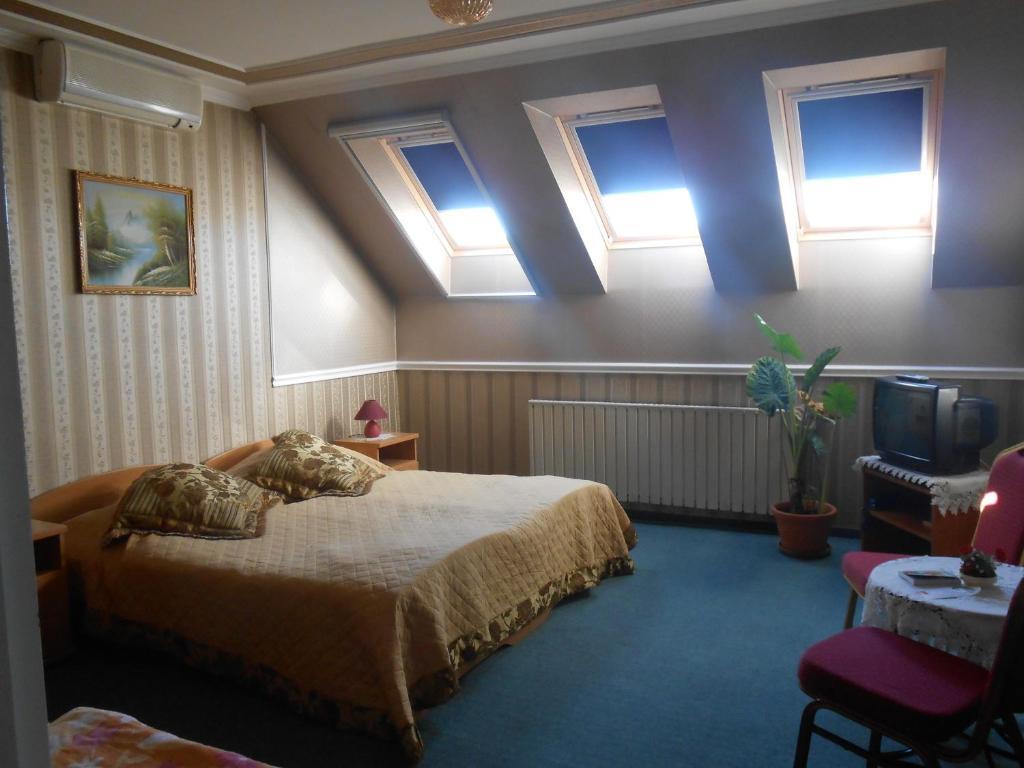 Kalman Panzio Bed & Breakfast Szeged Ruang foto