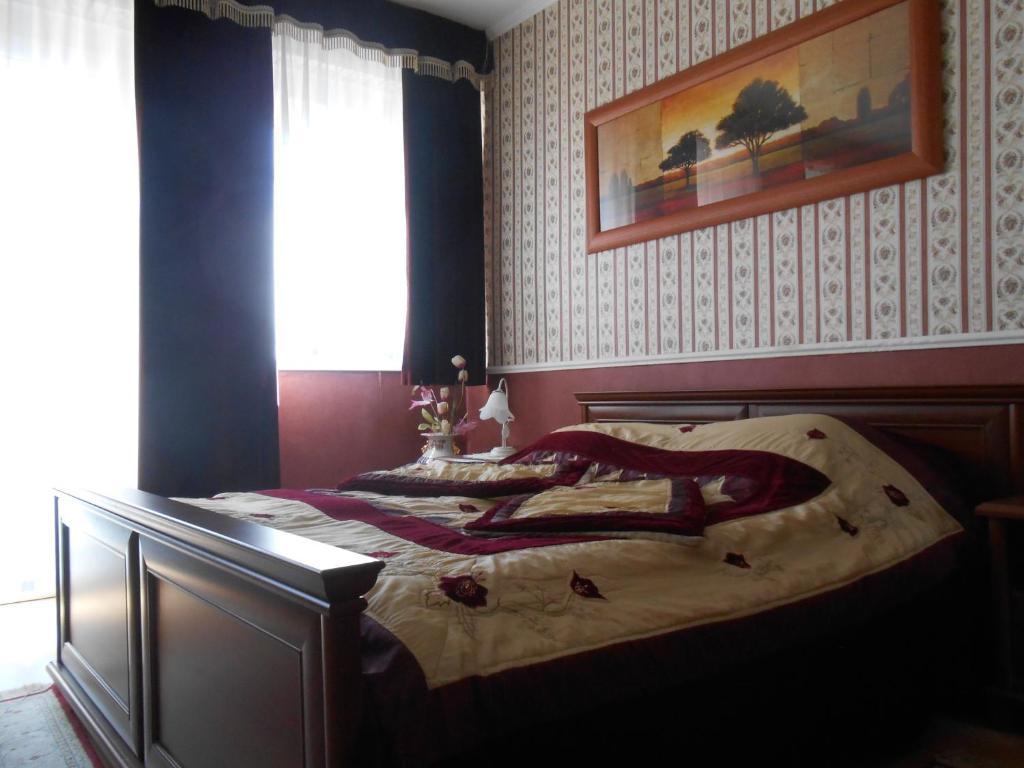Kalman Panzio Bed & Breakfast Szeged Bagian luar foto