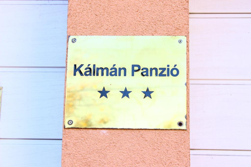 Kalman Panzio Bed & Breakfast Szeged Bagian luar foto