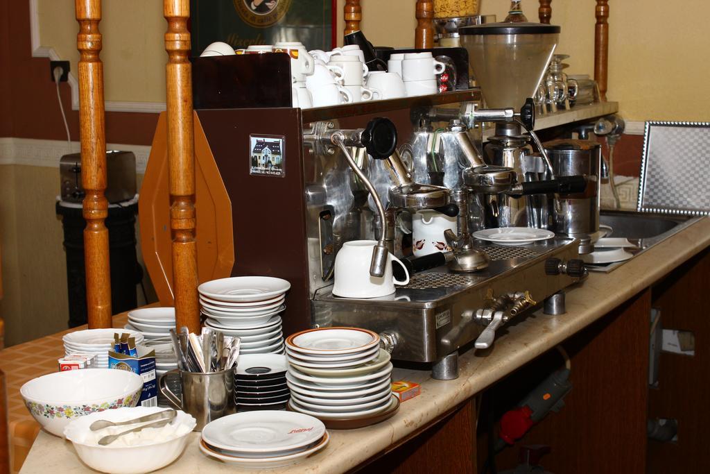 Kalman Panzio Bed & Breakfast Szeged Bagian luar foto